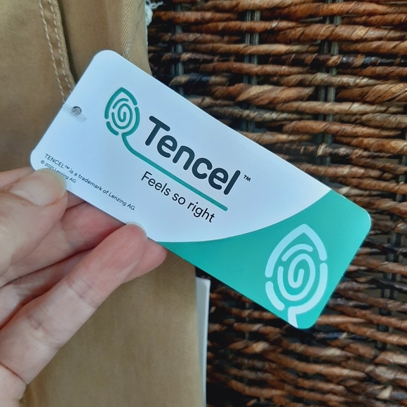 NWT Joie Straight Leg High Rise Tencel Cargo Pants 6 Tan Safari Travel Stretchy - Picture 4 of 7